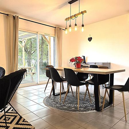 Le Clos Andree - Charmante Maison 8 Personnes - 5 Lits - Climatisation Reversible - Parking 3 Vehicules - Garage - Zone Nord Montauban - Terrasse Et Jardin المظهر الخارجي الصورة