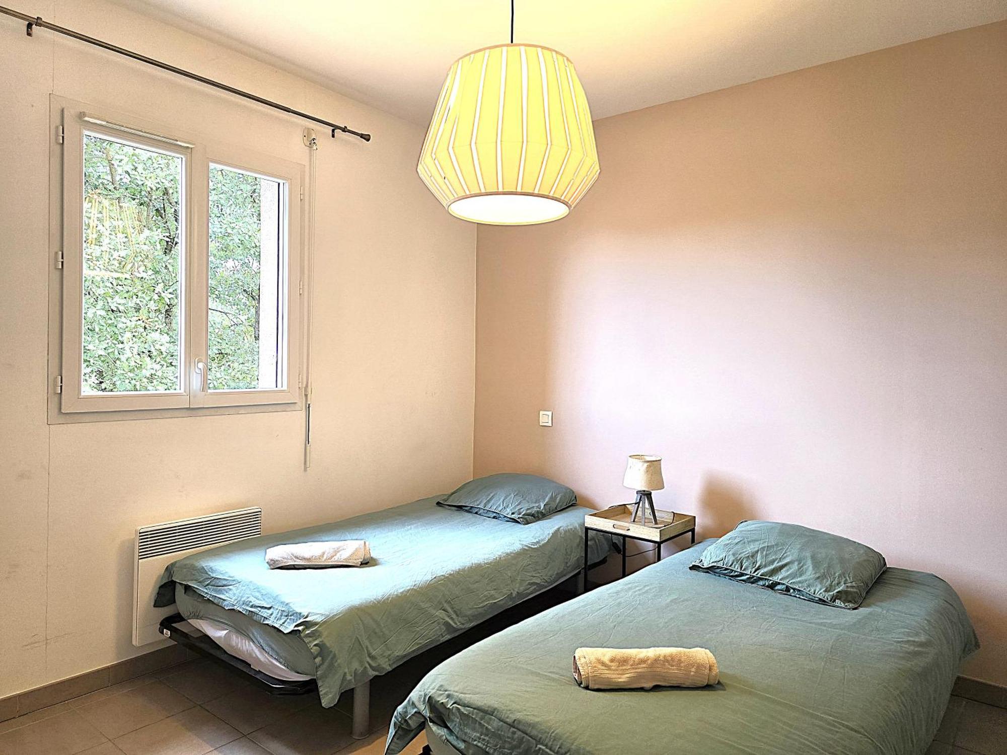 Le Clos Andree - Charmante Maison 8 Personnes - 5 Lits - Climatisation Reversible - Parking 3 Vehicules - Garage - Zone Nord Montauban - Terrasse Et Jardin المظهر الخارجي الصورة